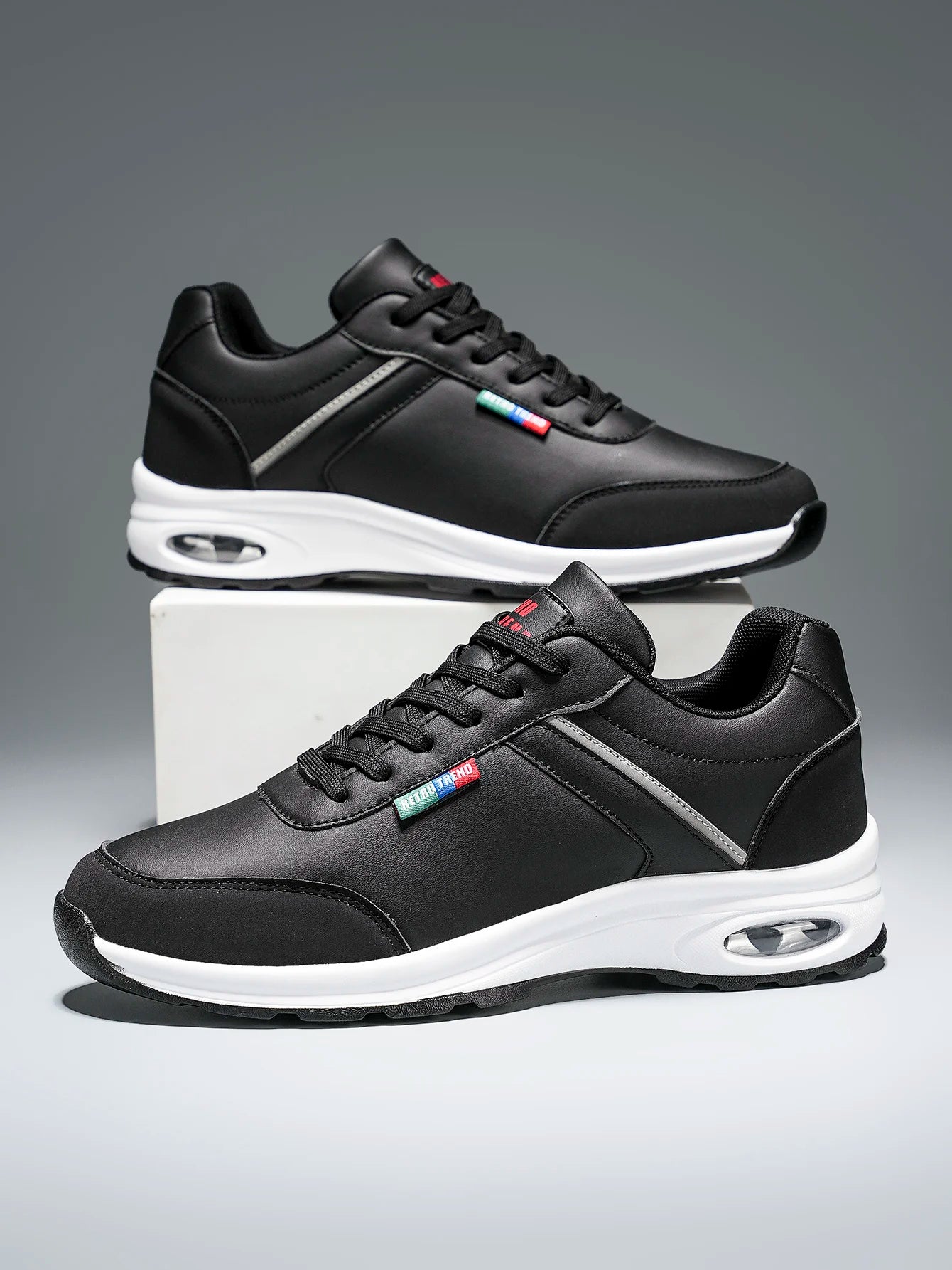 Men's  Shoes Lightweight Soft Sole Classic Waterproof Sneakers Outdoor Comfortable Tennis Shoes for Men