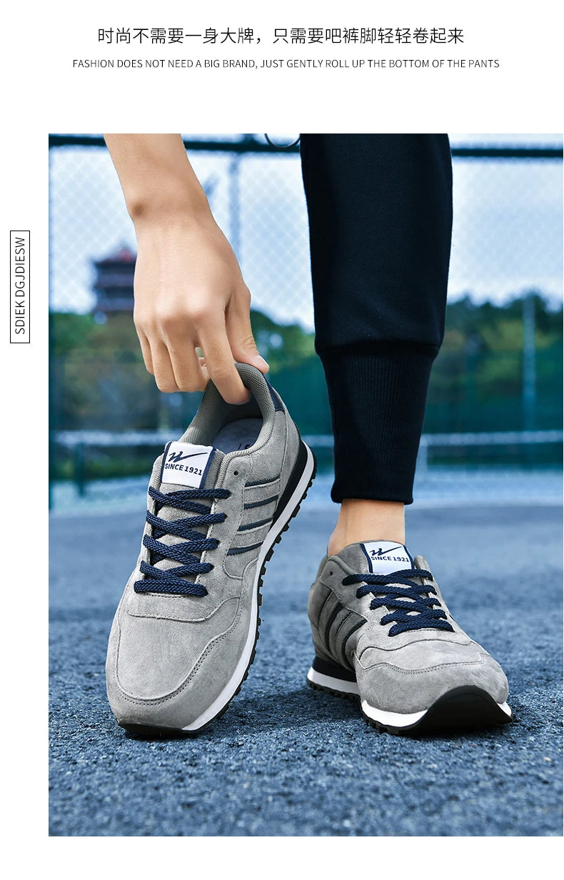 Men's casual shoes for sports and running, lightweight and soft soled, versatile and trendy men's shoes